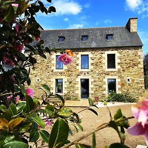 La Ferme De Kersa Ploubazlanec